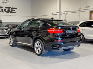 BMW X6 xDrive50i V8 Biturbo 407 CV · Nacional · 120.000 km