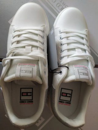 Scarpe nuove donna
