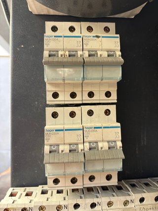Magnetos Hager MUN 220A C20