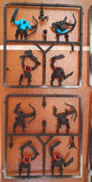 Warhammer guerreros orcos y arqueros orcos
