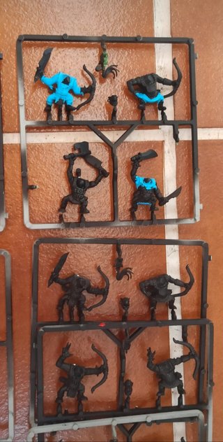 Warhammer guerreros orcos y arqueros orcos