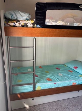 Litera infantil 3 camas + colchones