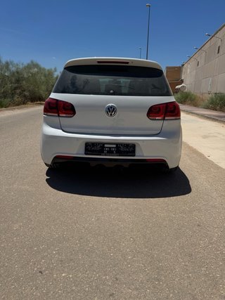 Volkswagen Golf GTD (paquete R20)