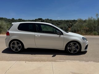 Volkswagen Golf GTD (paquete R20)