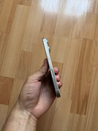 Struttura completa per iPhone 16 Pro