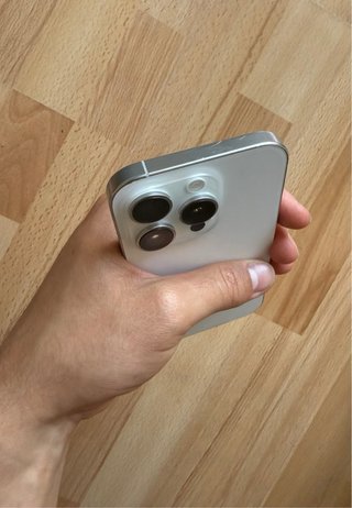 Struttura completa per iPhone 16 Pro