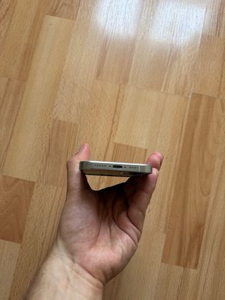 Struttura completa per iPhone 16 Pro