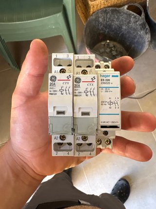 Contactores GE CTX y Hager ES 220