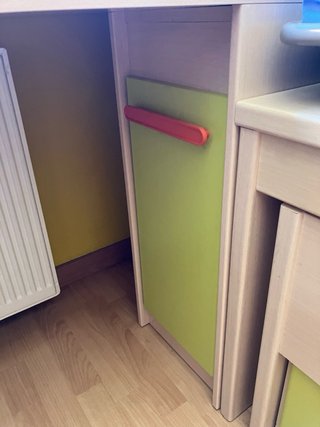 Dormitorio Infantil: Cama Nido, Mesa y Zapatero
