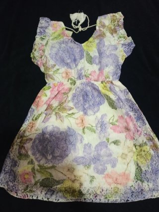 Vestido floral talla S