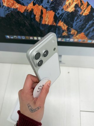 IPHONE 17 PRO MAX 256GB COMO NUEVO