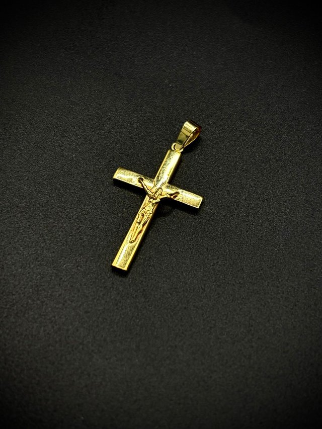 COLGANTE CRUZ DE ORO 18K 0,62GR