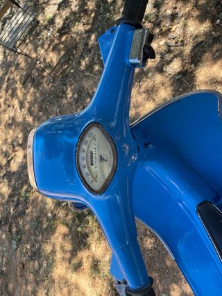 Vespa 150 Sprint Azul
