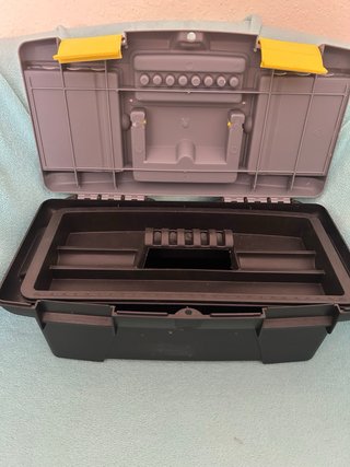 Caja de pesca con compartimentos