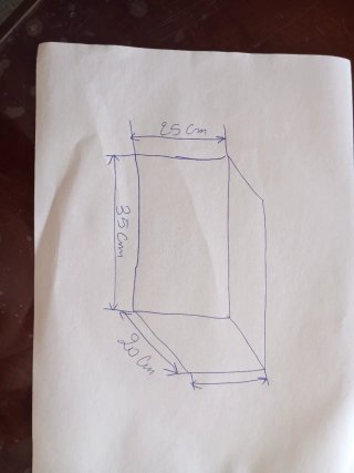 Acuario con decoración y accesorios