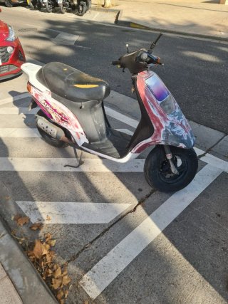 Ciclomotor Scooter para restaurar o piezas