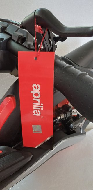 Patinete Eléctrico Aprilia eSR1