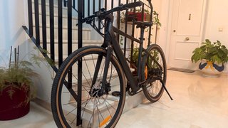 Bicicleta Eléctrica Urbana Negra