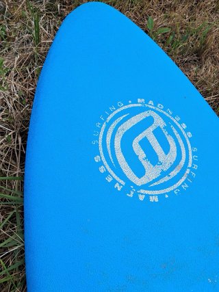 Tabla de surf azul