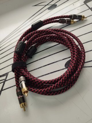 Cable RCA Audio/Video Trenzado Negro/Rojo