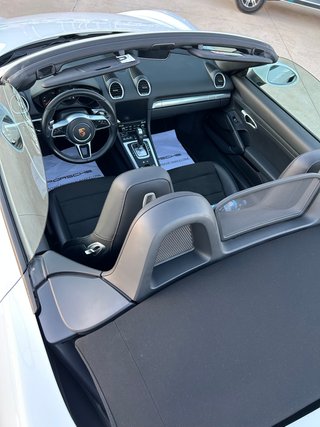 Porsche 718 Boxster T 2.0 300cv PDK 11/2021