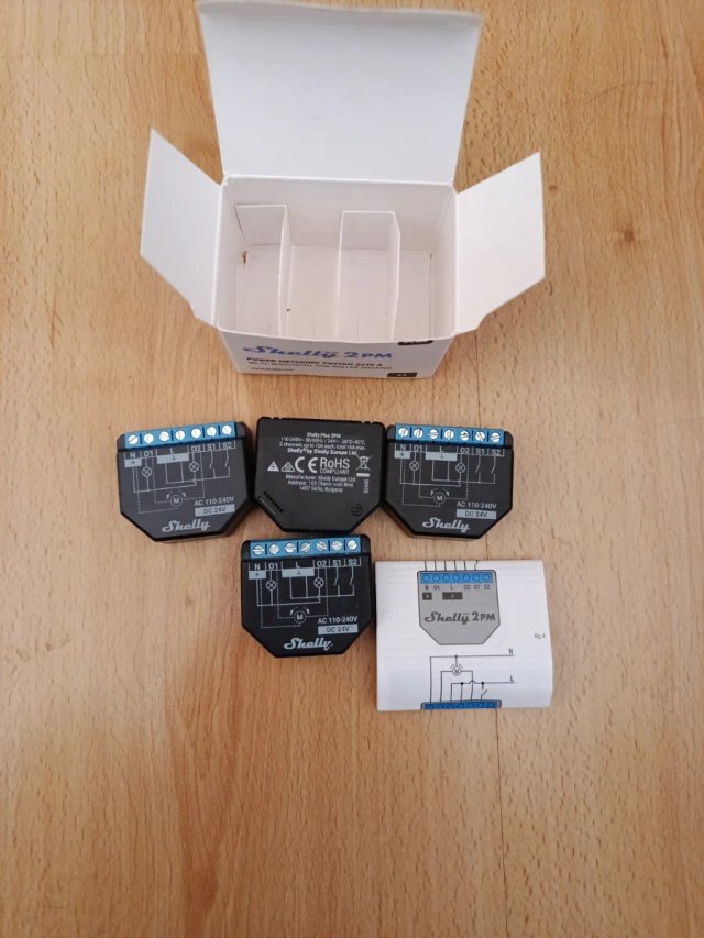 4x Shelly Plus 2PM Power Metering Switch