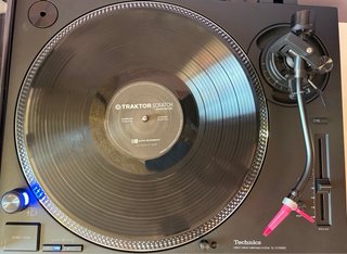 Vinilos Traktor MK2 negros (pareja)