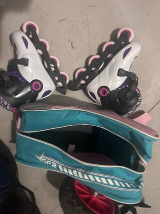 Conjunto de patines y bolso