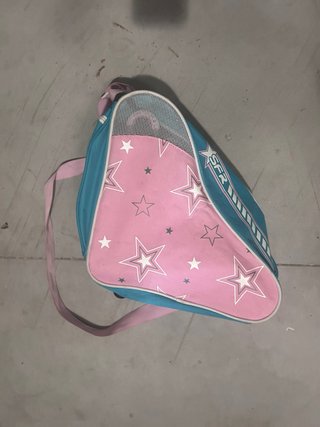 Conjunto de patines y bolso
