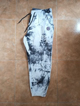 Pantalón chándal blanco y negro