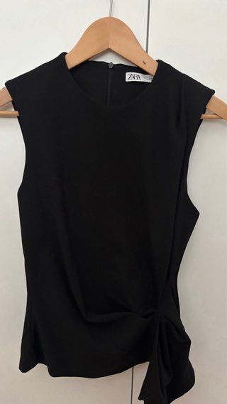 Top Zara negro fruncido talla M tirantes