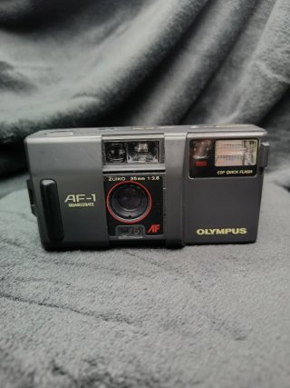 Olympus AF-1 Quartzdate - Cámara analógica