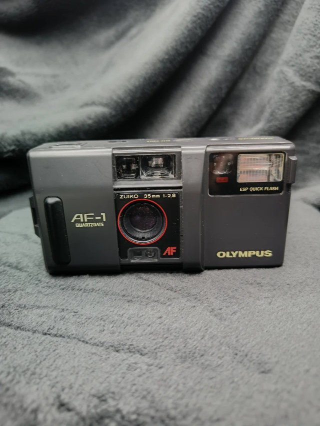 Olympus AF-1 Quartzdate - Cámara analógica