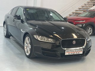 Jaguar XE 2.0 AJ200D Diesel RWD 180cv XE-Pure