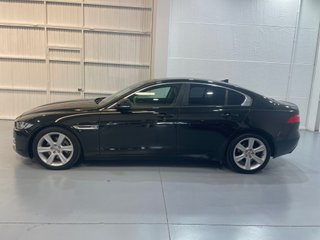 Jaguar XE 2.0 AJ200D Diesel RWD 180cv XE-Pure