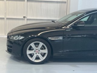 Jaguar XE 2.0 AJ200D Diesel RWD 180cv XE-Pure