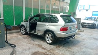 Vendo o cambio por 7 paza o furgoneta BMW X5 2007