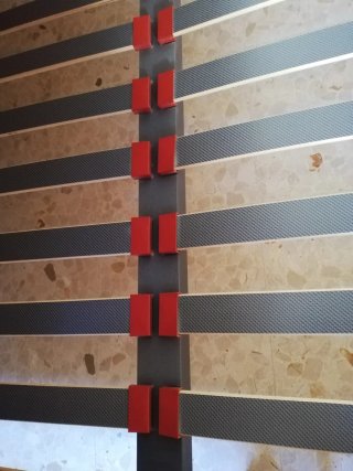 Cama de madera maciza