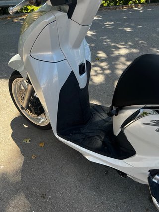 Honda SH300i Scooter Blanca URGE VENTA