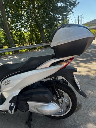 Honda SH300i Scooter Blanca URGE VENTA