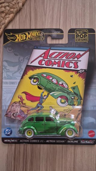 Hot Wheels Premium Action Comics #1