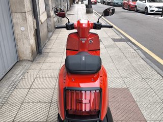 Lambretta X125 2026 Rojo 0 Km