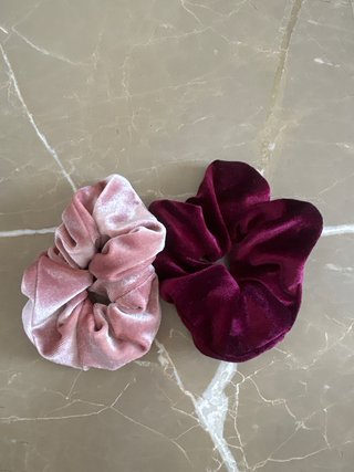 2 Coleteros de terciopelo