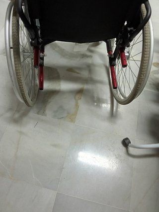 Silla de ruedas para persona/minusvalida modelo