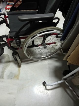 Silla de ruedas para persona/minusvalida modelo