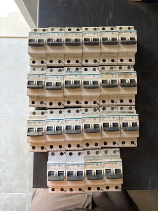 Magnetos 10A Hager MU