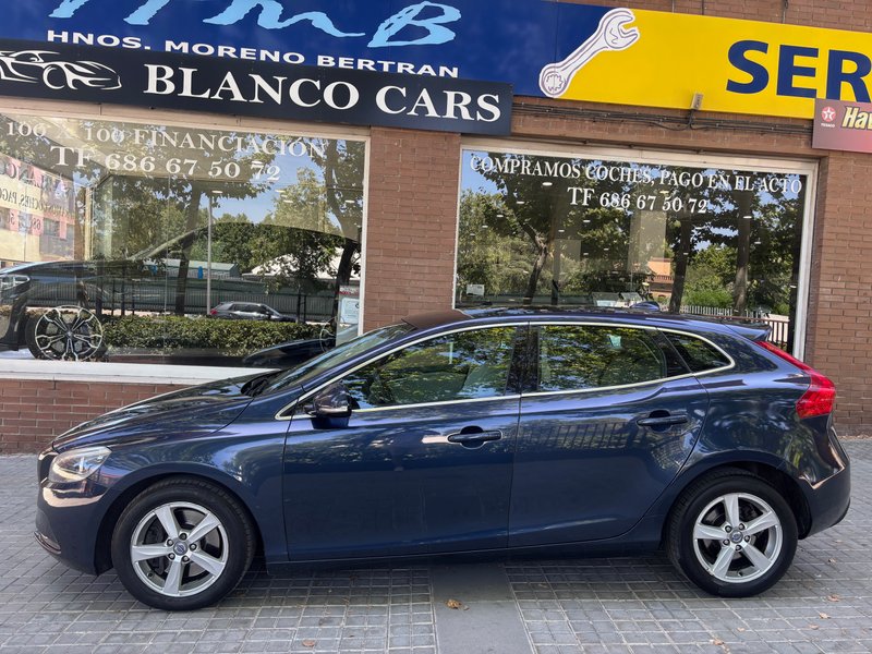 Volvo V40 D3 2.0D 150CV - foto 1