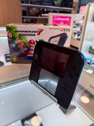 Nintendo 2DS (no incluye el juego de la caja)