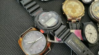 Lote de 15 relojes variados