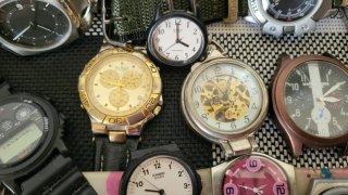 Lote de 15 relojes variados
